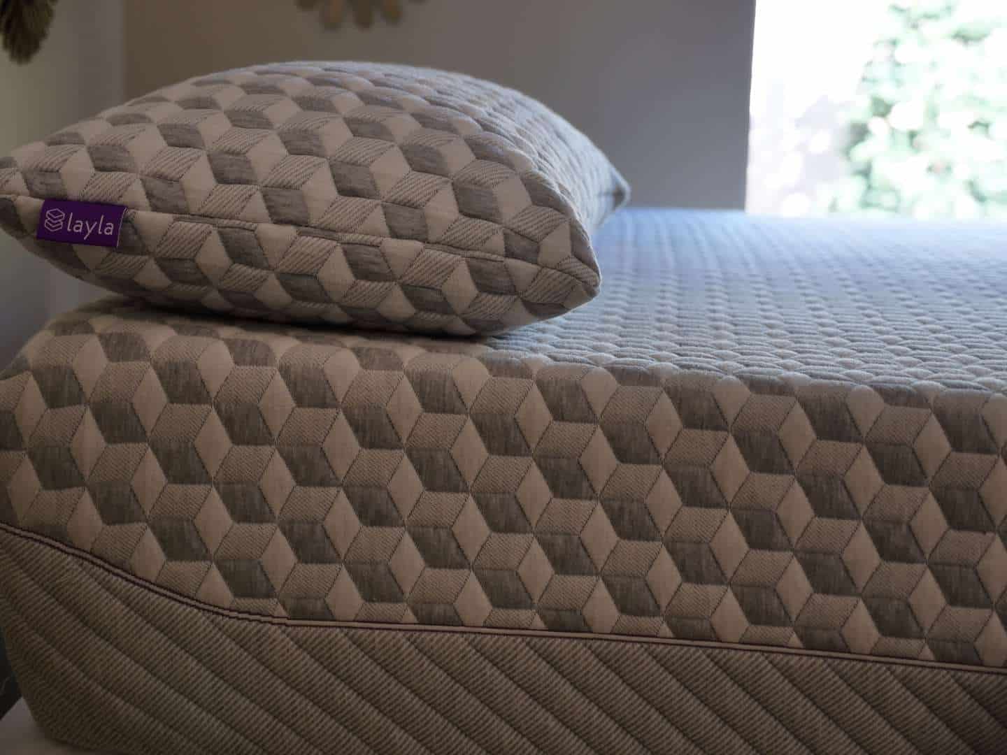 Why Is Copper Showing Up In Mattresses Non Biased Reviews Layla Pillow On Top Of Mattress