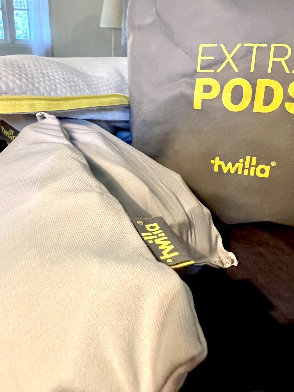 Twilla adjustable pillow