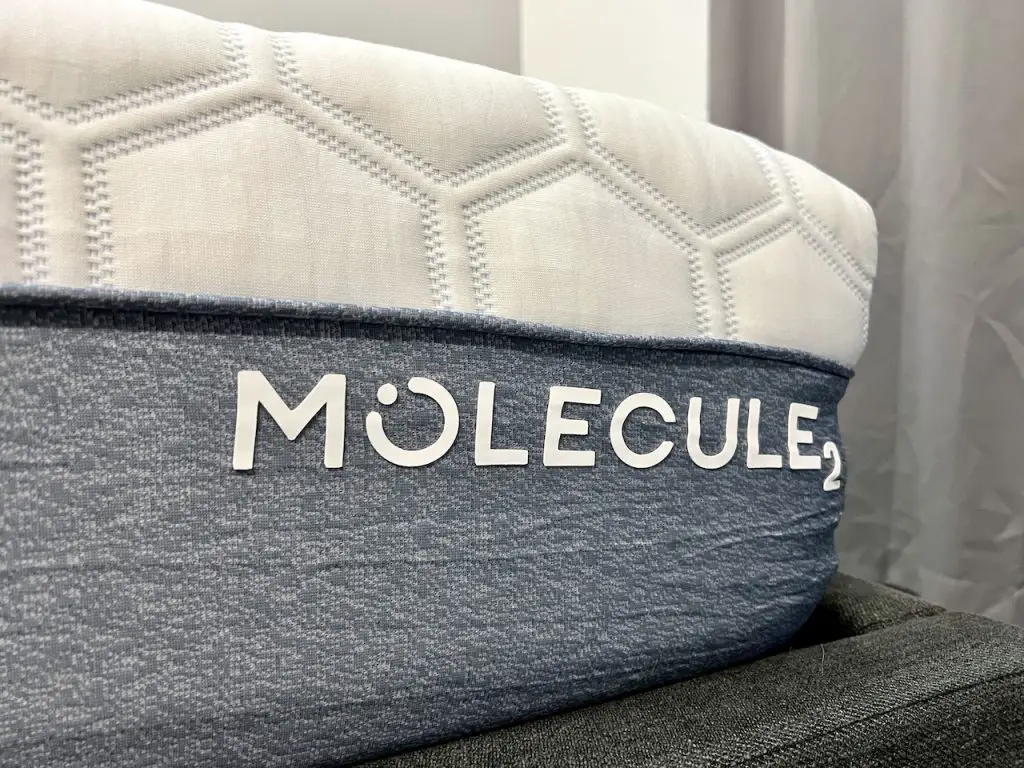 molecule 2 airtec 12 queen mattress