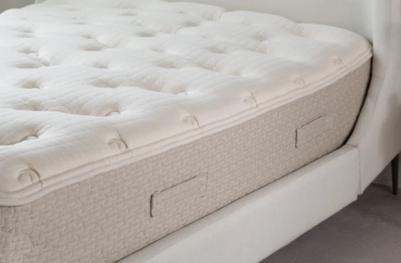 is-fiberglass-in-mattresses-safe-non-biased-reviews