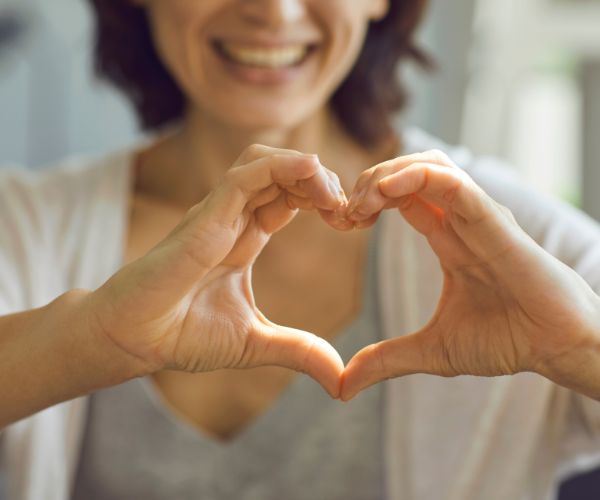 Sleeping Heart Rate | What’s Normal and When to Be Concerned | October 2025 rapid heart rate at night