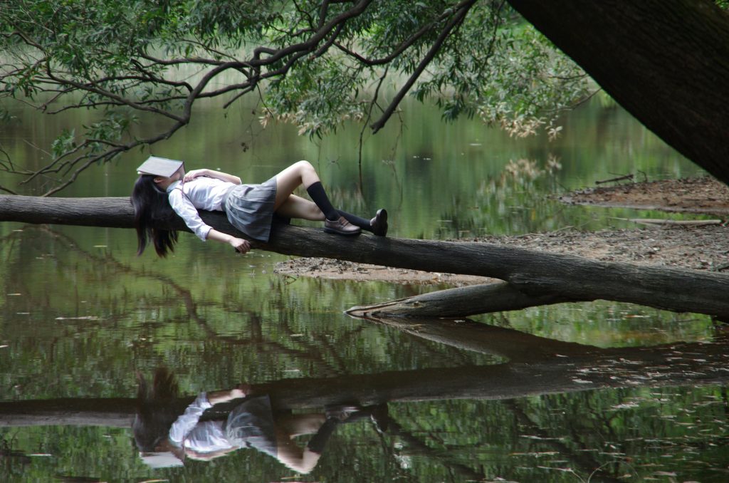 Healthy lifestyle choices promoting quality deep sleep